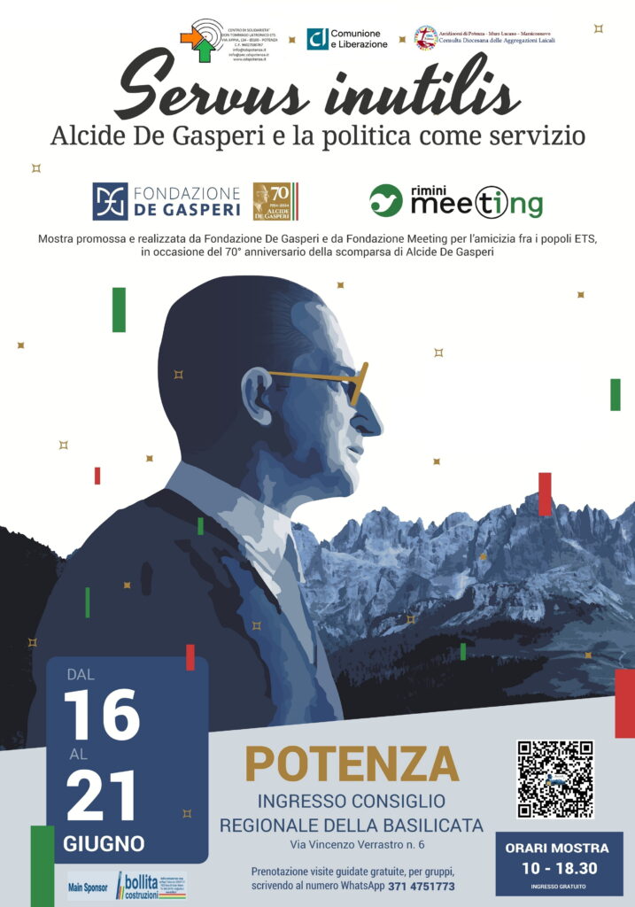 L'immagine presenta la locandina della mostra con un una foto di Alcide De Gasperi